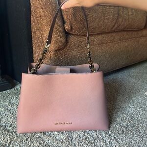Michael Kors Pink Shoulder Bag - Sleek Chain-Accent Tote